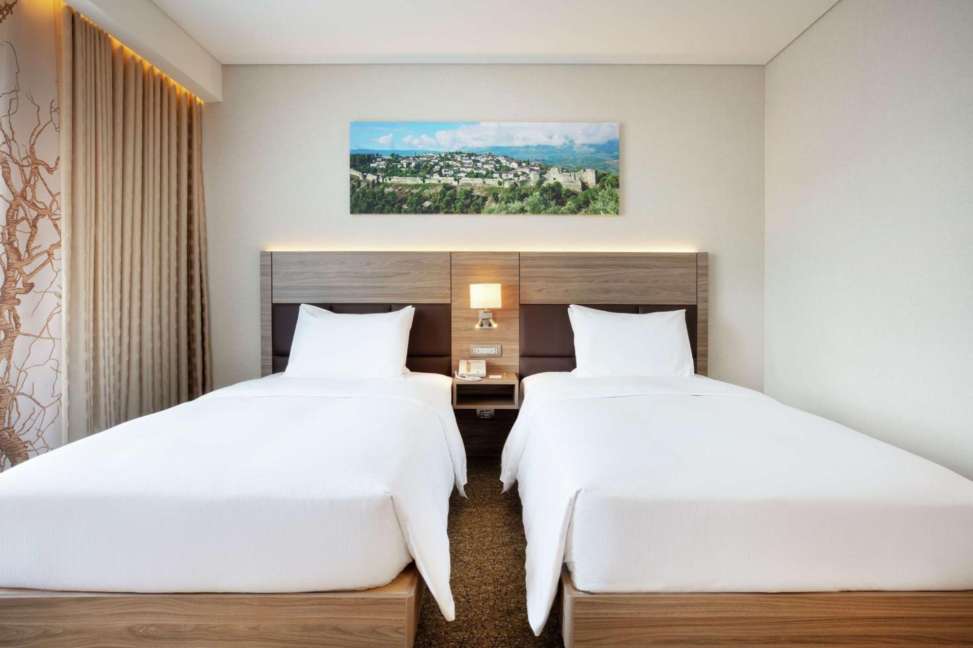 Hilton Garden Inn Tirana Exterior photo